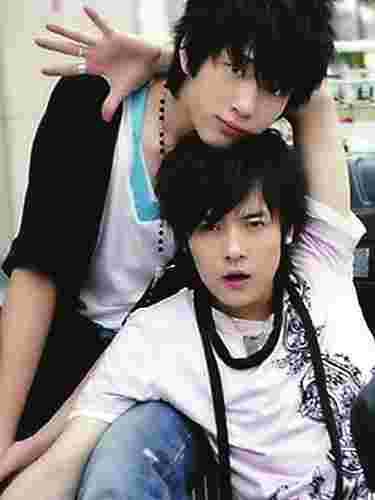 BOBO组合正式解散 井柏然付辛博各奔东西