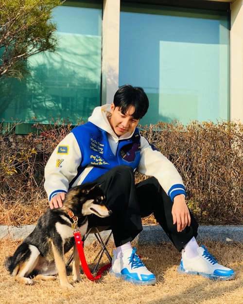 关于 Mouse 李升基不为人知的8件事 最年轻演艺大赏得主 和李敏镐 IU都有好交情