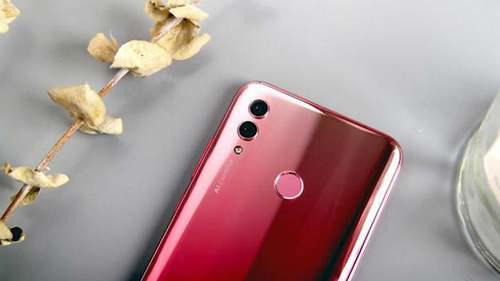 华为荣耀10青春版 对标荣耀8X