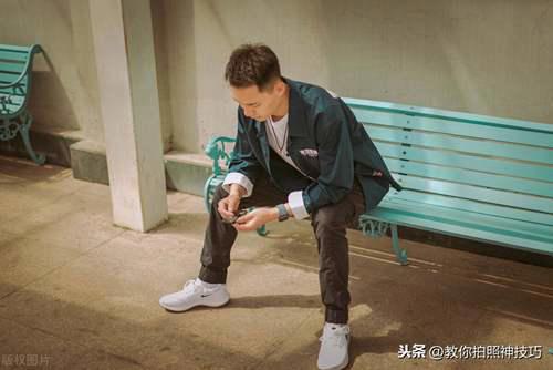 2021男生拍照摆姿参考 男生拍照姿势大全