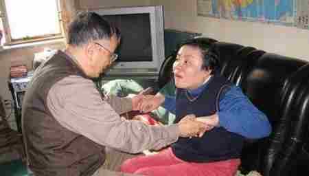 清华铊中毒朱令事件真相