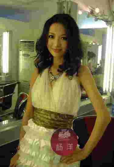 杨洋做过小三吗？女杨洋不雅照曝光 被指18岁便做小三