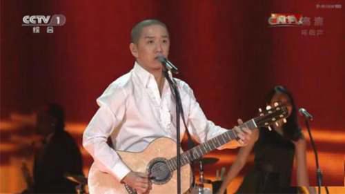 40岁男歌手被爆婚内出轨 真相来了 上春晚后和原配已离婚