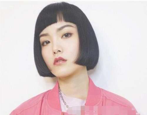 直发女生短发发型造型