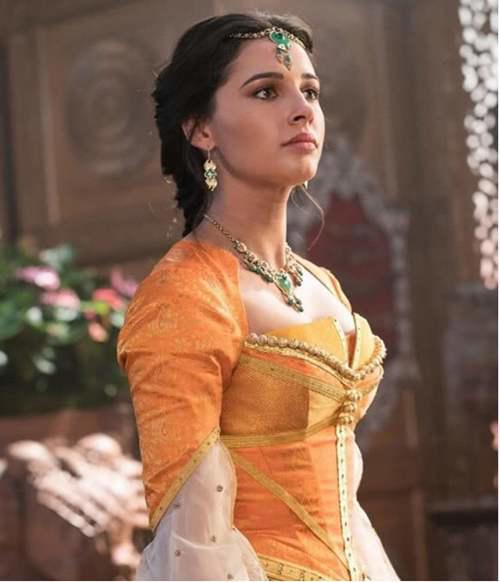 阿拉丁 迪士尼为背景 又一部经典童话故事改编之作