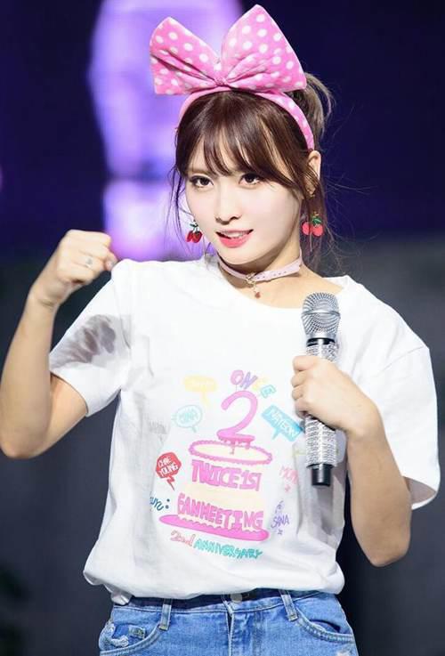 平井桃真的是很棒的一个女孩 身材真的没得说 颜值真觉得很好看