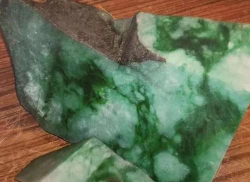 缅甸翡翠公盘是什么 历届翡翠公盘中哪些 标王 不负传奇之名