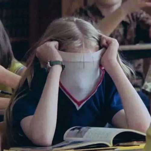 一看就是在好好学习的头像