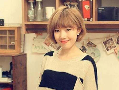 女性短发小卷发发型大全