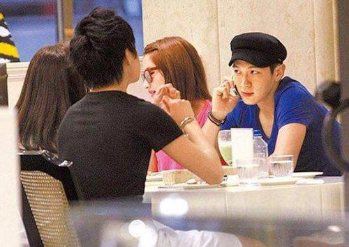 柯震东前女友是谁 柯震东萧亚轩吻照分手原因