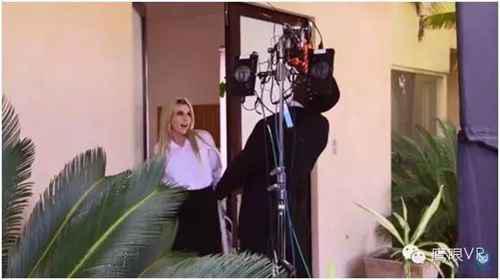 vr看爱情动作片体验如何？