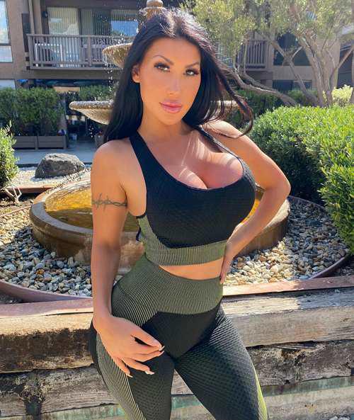 大家的精选 AUGUSTTAYLOR