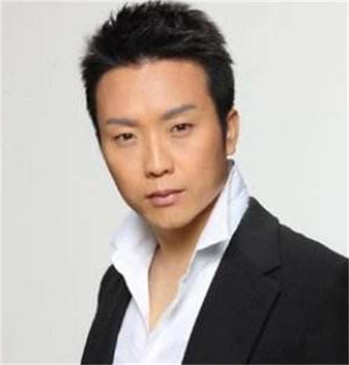 歌手李玉刚的个人基本介绍 李玉刚哪里人