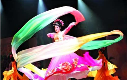 歌手李玉刚的个人基本介绍 李玉刚哪里人