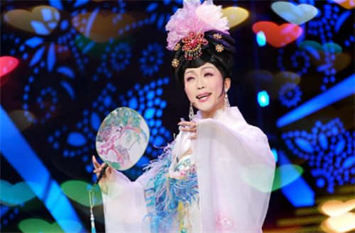 歌手李玉刚的个人基本介绍 李玉刚哪里人