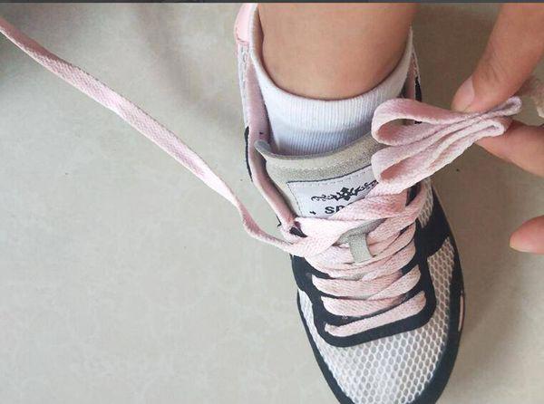 鞋带蝴蝶结的打法