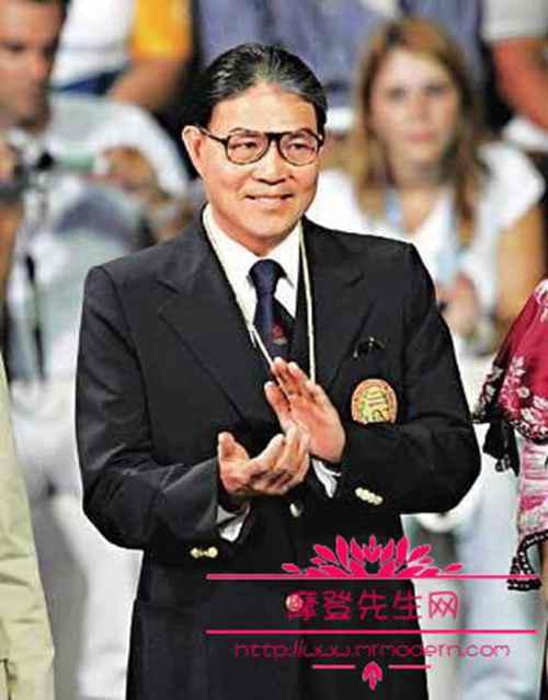 霍震霆是霍元甲的后代吗?