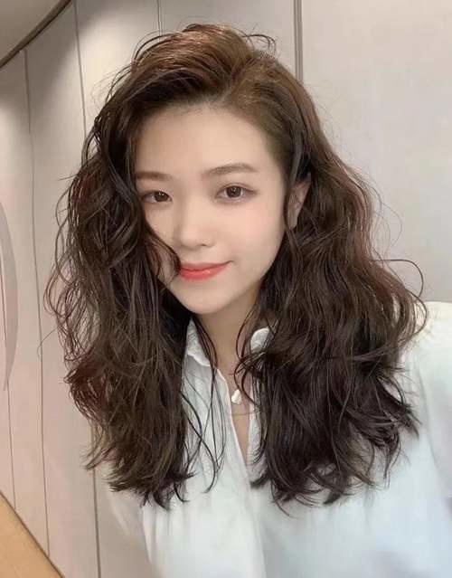 新流行发型推荐15款 时尚显瘦颜值高 美到让人心动