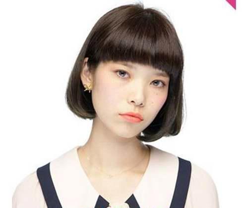 最流行好看的女生齐刘海短发