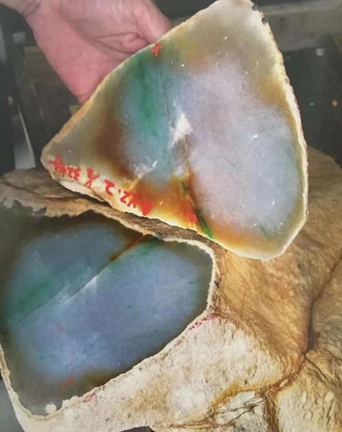 翡翠原石解剖及构成三要素 玉皮 玉雾 玉肉