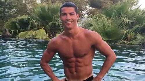 C罗最新肌肉照曝光 这雕刻般体脂率可网友馋坏了