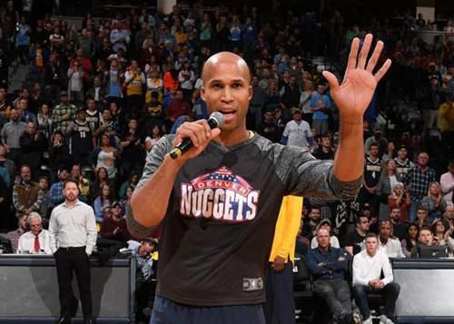 NBA前骑士球员理查德杰弗森退役