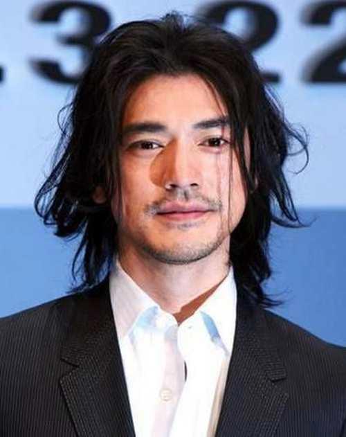 男生好看的长发发型