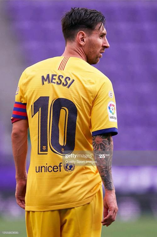 巴萨201920赛季球衣一览