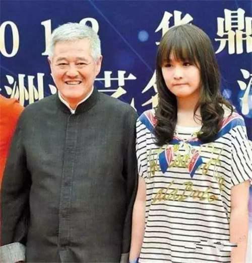 社会你球姐直播承认整容 网友称 整的比你爹还丑 这话真扎心