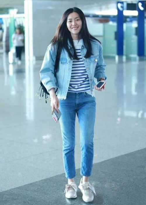 牛仔外套搭配什么裤子