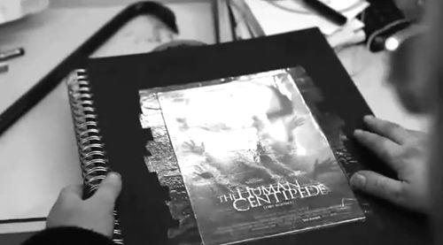 人体蜈蚣 黑白默片的画风 却是最受好评的一部