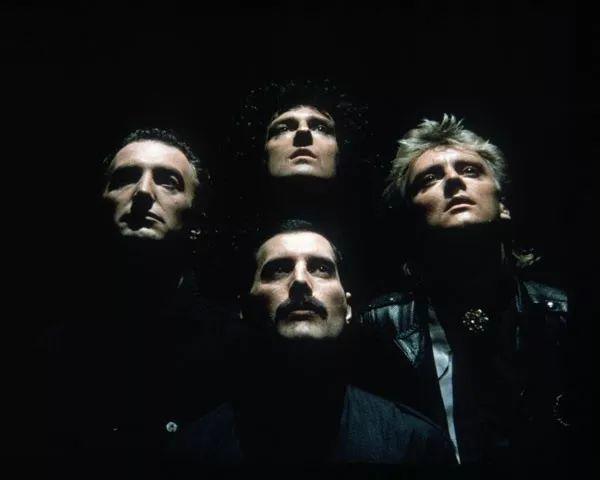 奥斯卡 摇滚巨星FreddieMercury的传奇一生