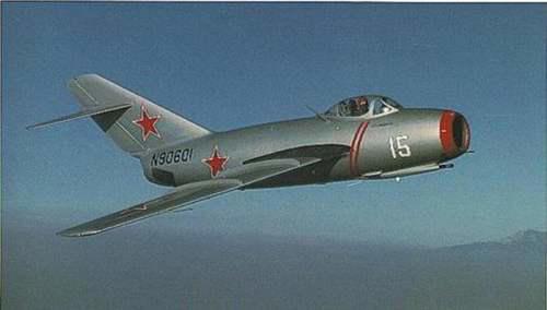 F86佩刀第一代喷气式战斗机