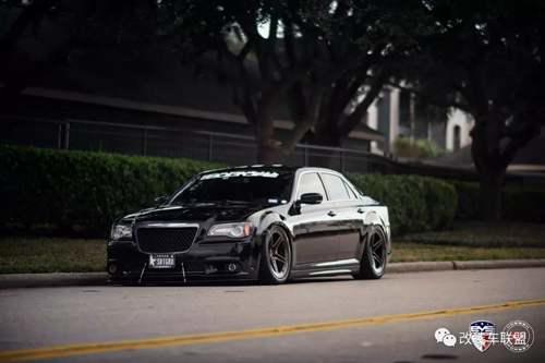 不看气质 看气场 改装克莱斯勒300C尽享美式奢华
