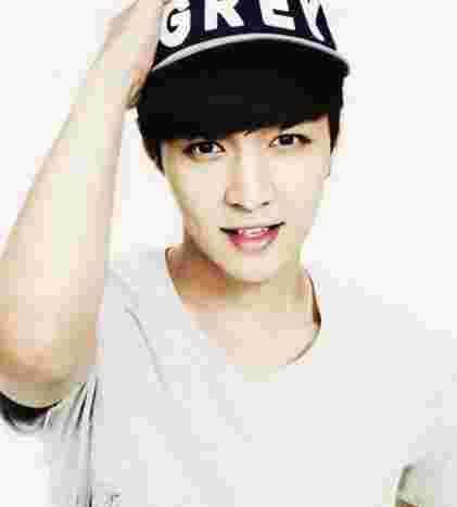 张艺兴唐嫣关系曝光