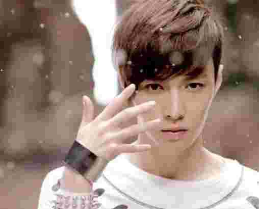 张艺兴唐嫣关系曝光