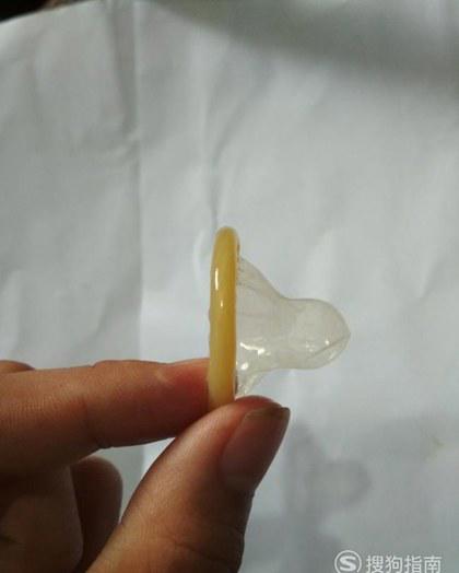 避孕套的使用方法 真人演示