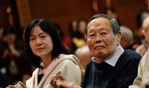 翁帆为何婚后17年不生子? 翁帆生子