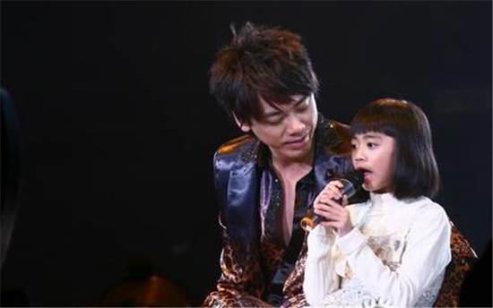 阿信女儿小丸子