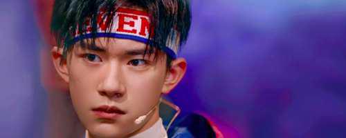 易烊千玺军训晒黑为什么被网友嘲笑