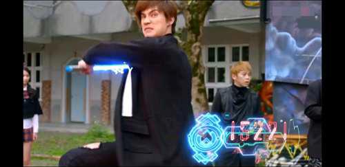 雷婷与辜战做为KO榜并列第三的高手 他们分身的战力指数分别是多少呢