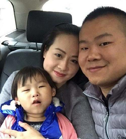 岳云鹏老婆回应做手术需要剃光头 身体状况引人堪忧