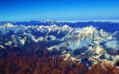 世界上最长的山脉是什么