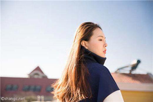 夜深人静的时候想起他是什么歌