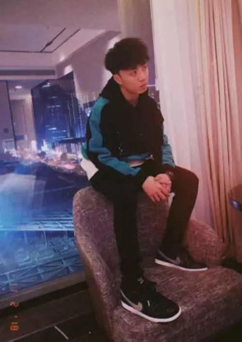 山鸡王齐铭真是当之无愧的说唱圈彭于晏