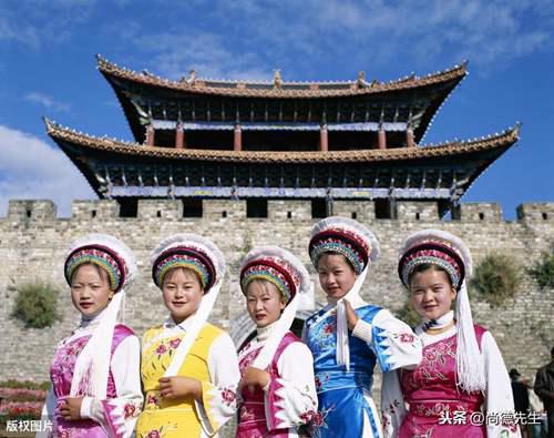56个民族的风土人情和风俗习惯 少数民族的风俗有哪些