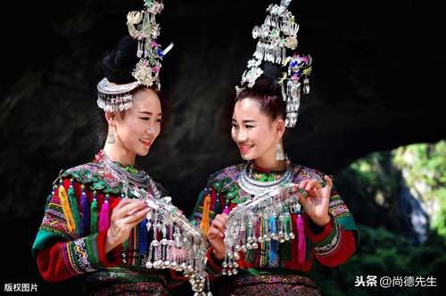 56个民族的风土人情和风俗习惯 少数民族的风俗有哪些