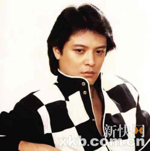 费翔是美国和中国混血父母照曝光