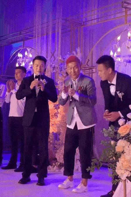 陈羽凡现在状曝光 中年发福变油腻大叔 落魄接婚礼商演