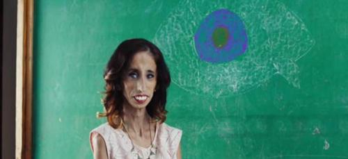 世界上最丑的女人丽兹·维拉斯奎兹